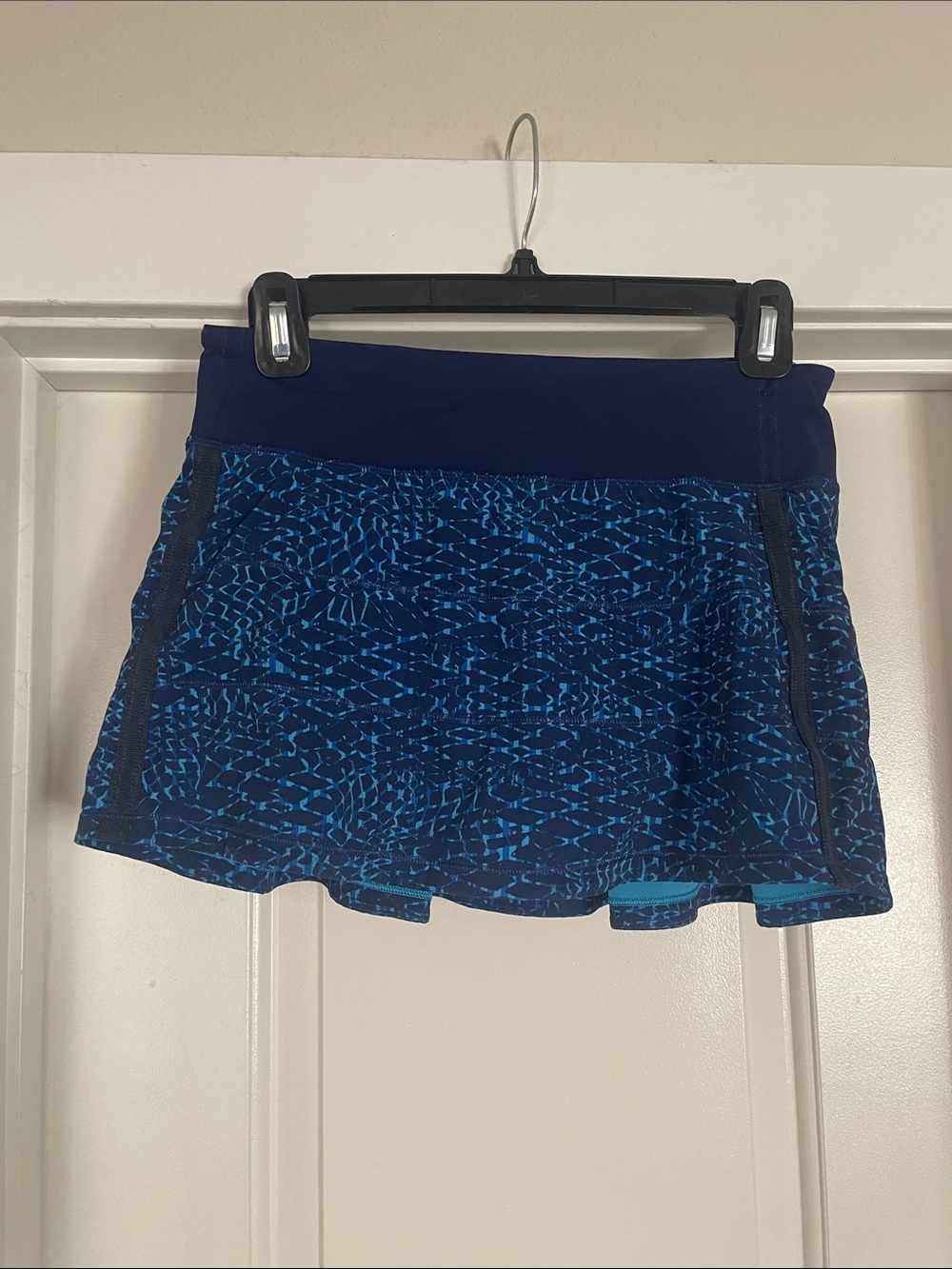 Lululemon Size 4 Pace Rival Skirt